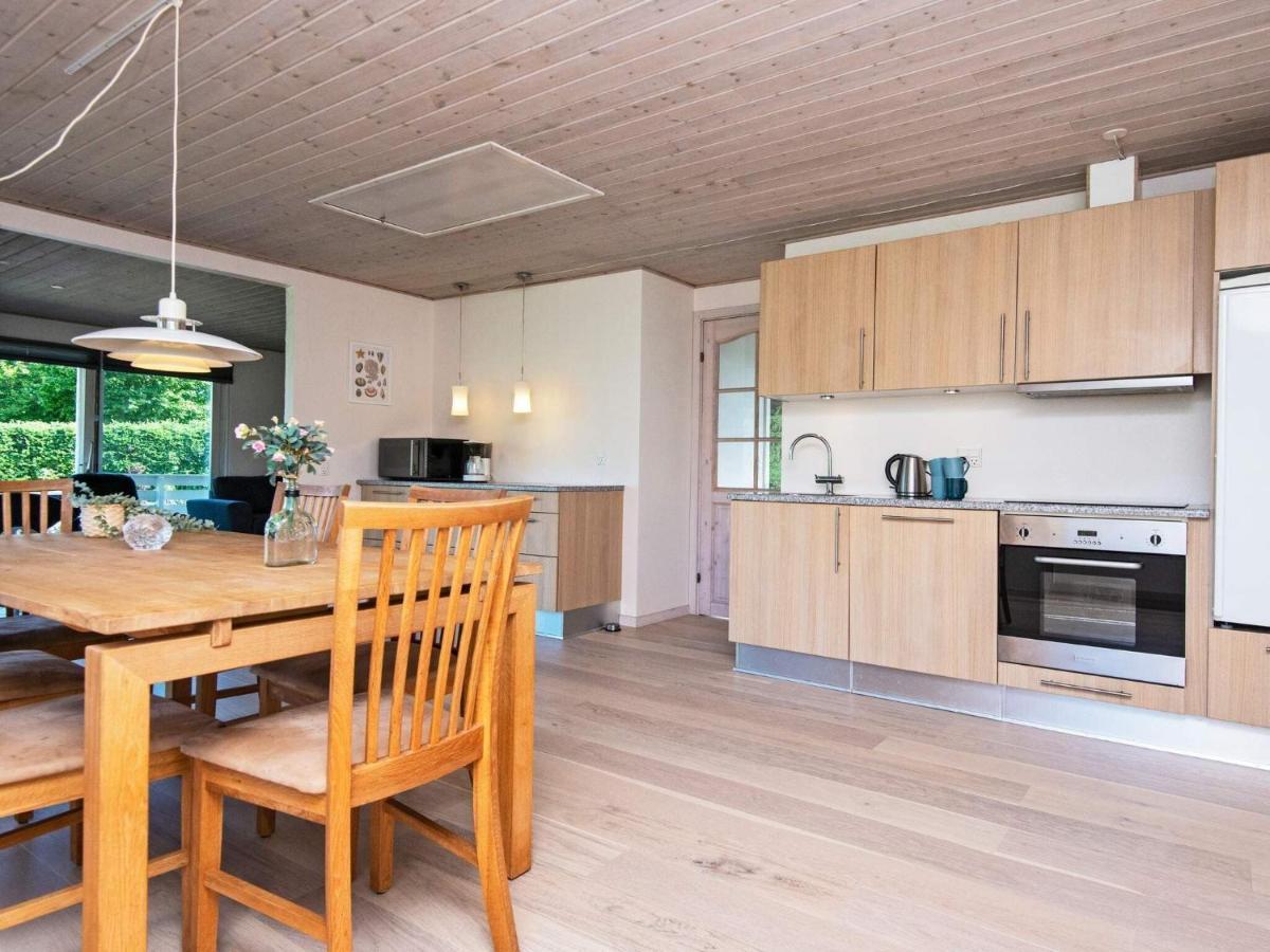 4 Person Holiday Home In B Rkop Børkop Esterno foto